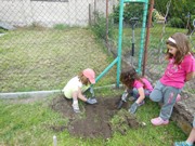 Vykopali jsme hřbitov odpadků